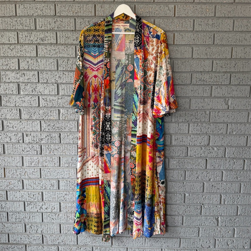 Free People Violet Duster Kimono Cardigan Size XS Colorful Printed Graphics - Picture 2 of 5